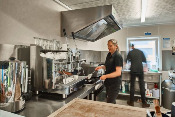 1010-Ecolink-Canteen-Cabin-showing-kitchen-operation-960x640-1.jpg 32ft ECOlink Energy - Saving Canteen & Kitchen Cabin | Anti - Vandal Welfare Unit UK