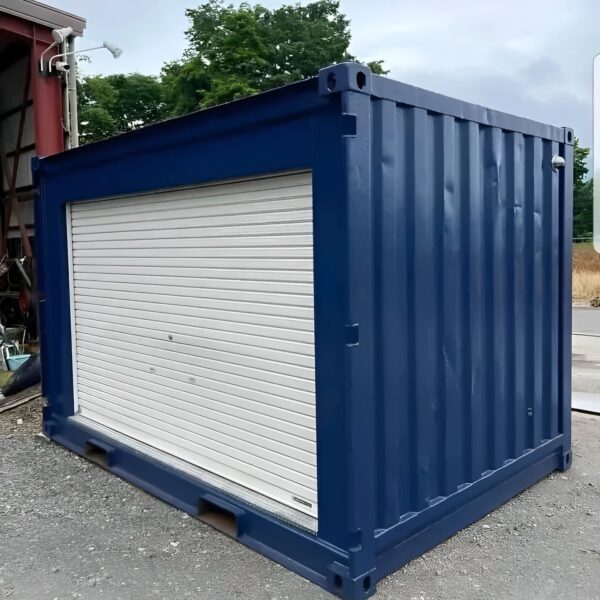 Refurbished 10ft Storage Container With Roll - Up Door