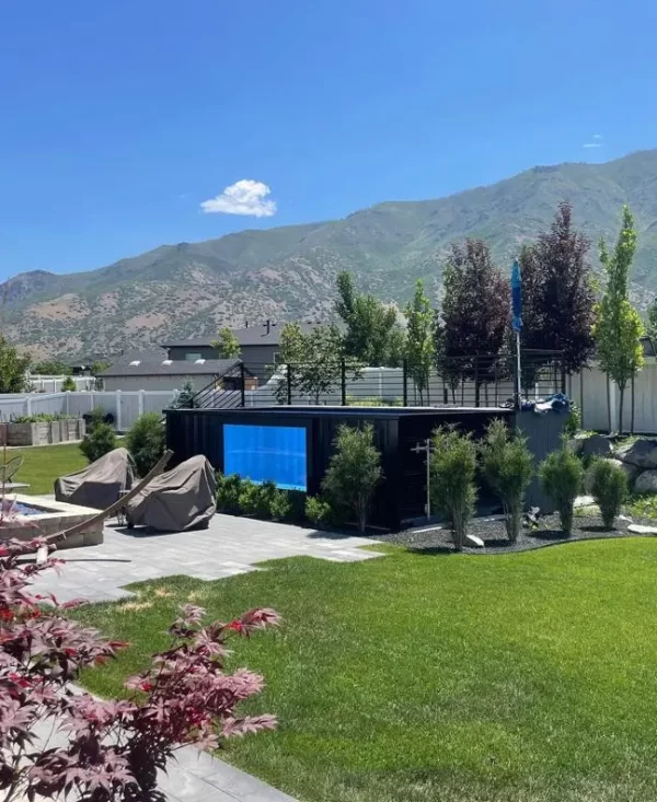 u3.webp 40 Ft Container Pool