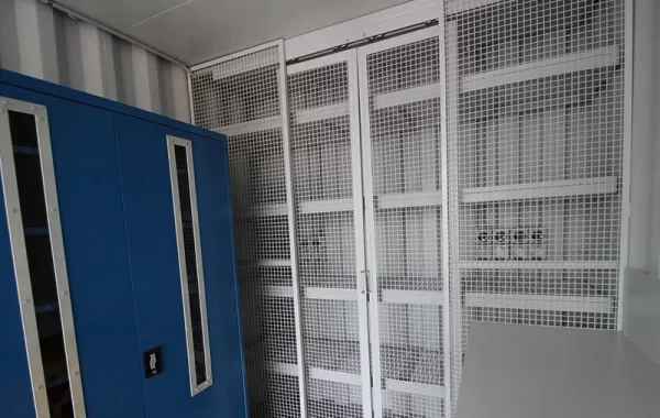 workshop-009-e1645299410991.webp Shipping Container Workshop